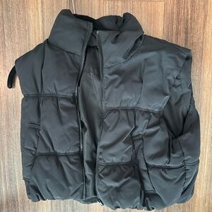 H&M Black Cropped Puffer Vest